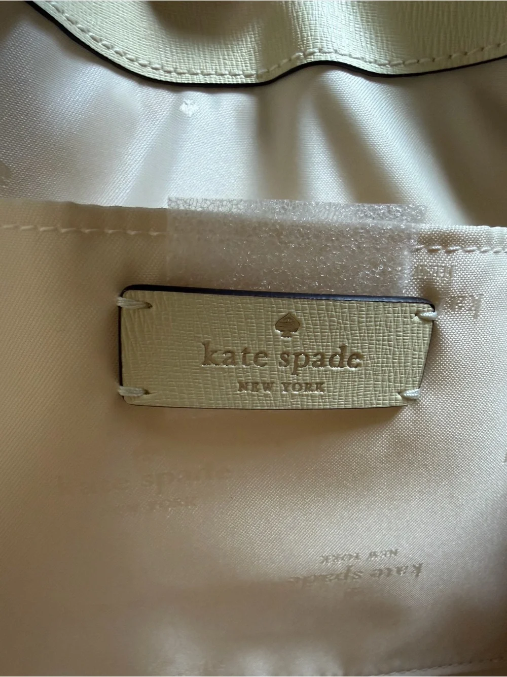 NWT Kate Spade Lemon Fond Thompson Street Delicate Pebble Leather Satchel Wallet